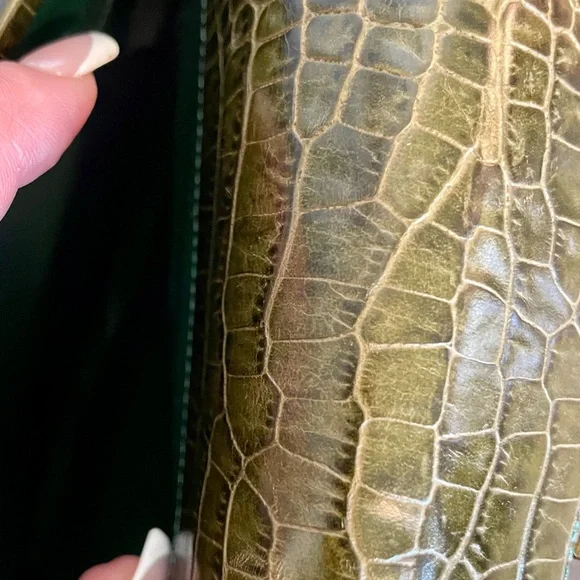 Vintage YSL Green Croc Wallet - Picture 13 of 15